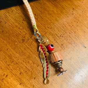 NEW 🔑One eyed Owl 🦉Lanyard key chain w gold red feather Custom PeacedbyAlise
